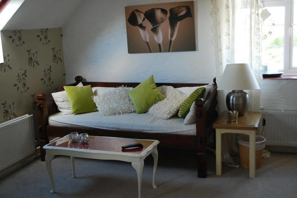Stoneleigh Barn Bed And Breakfast Sherborne  Bagian luar foto