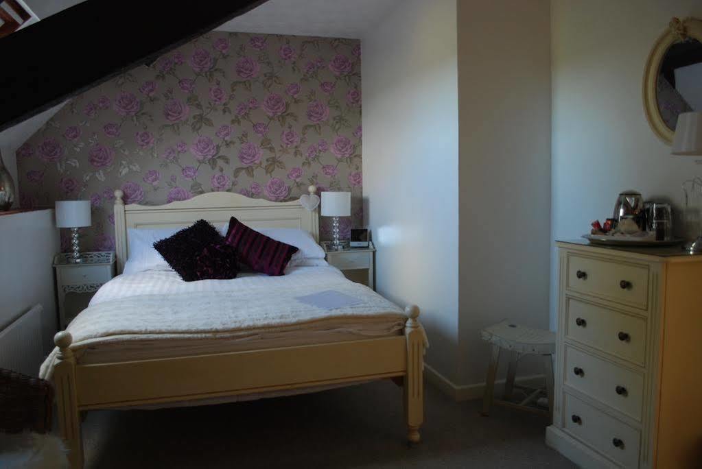 Stoneleigh Barn Bed And Breakfast Sherborne  Bagian luar foto