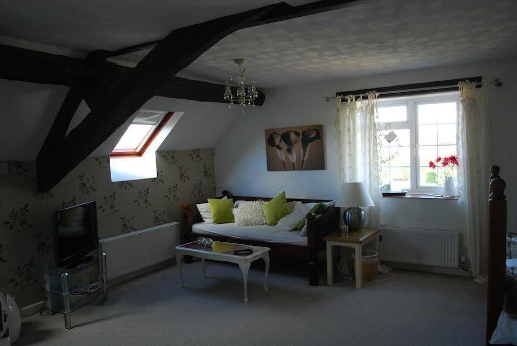 Stoneleigh Barn Bed And Breakfast Sherborne  Bagian luar foto