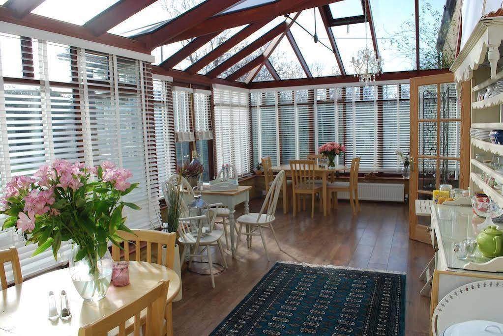 Stoneleigh Barn Bed And Breakfast Sherborne  Bagian luar foto