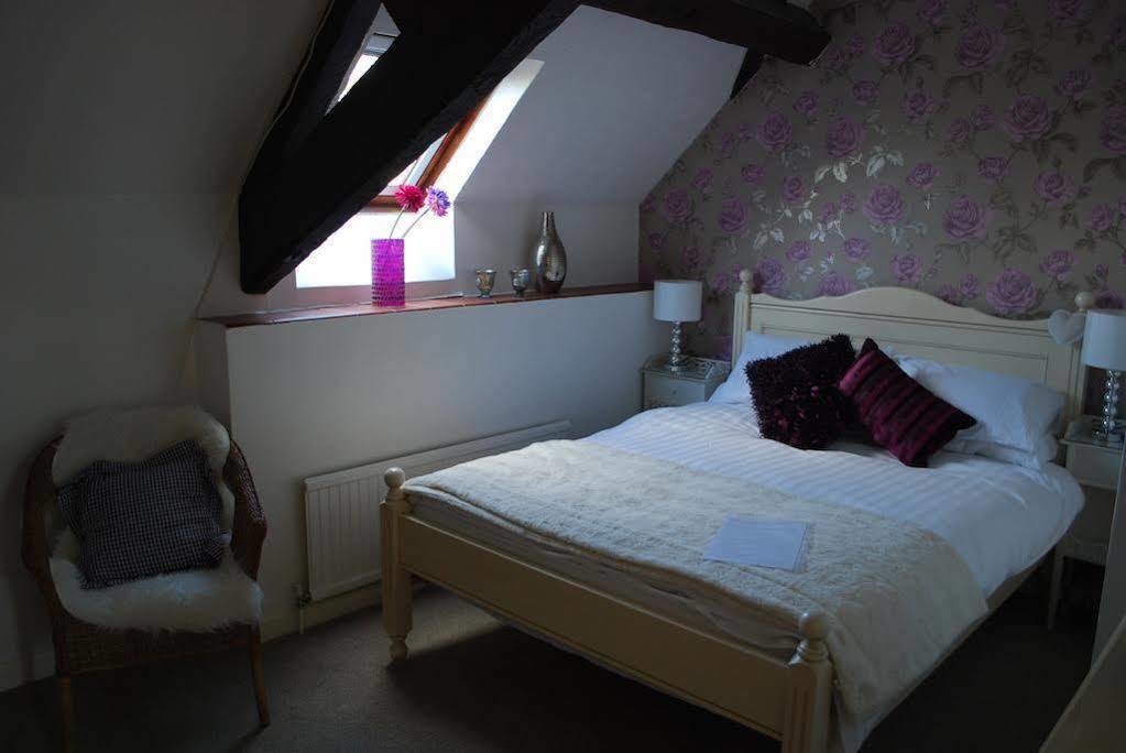 Stoneleigh Barn Bed And Breakfast Sherborne  Bagian luar foto
