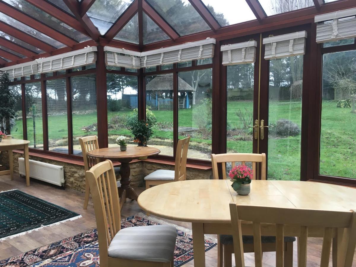 Stoneleigh Barn Bed And Breakfast Sherborne  Bagian luar foto